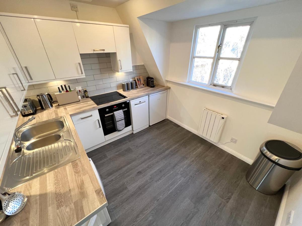 Urban Living'S The Hopkins, Beautiful City Apartment With Private Parking Oxford Bagian luar foto